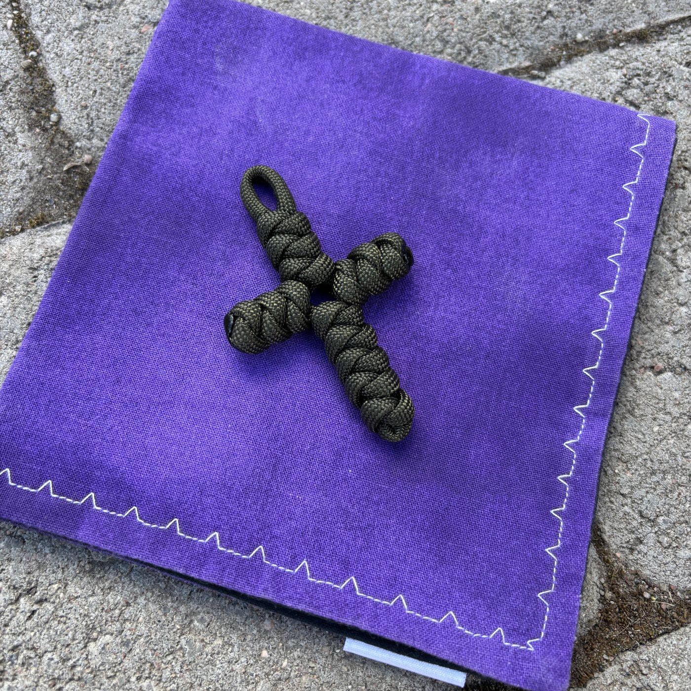 The Real Paracord rosary cross