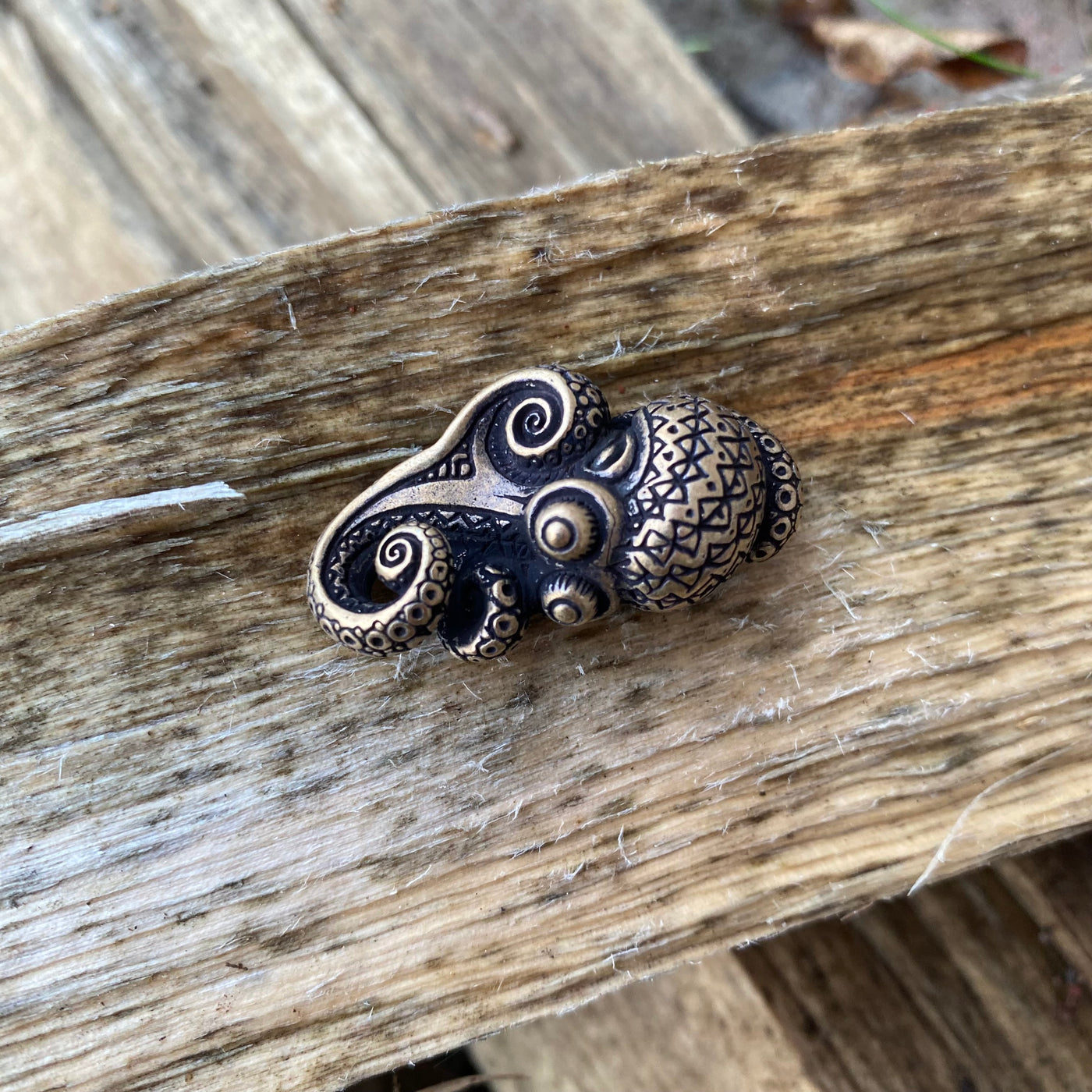 Octopus bead