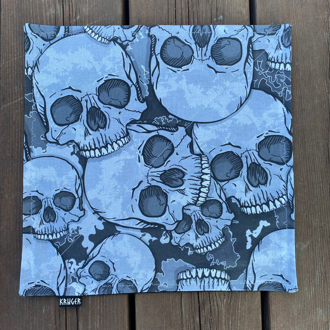 Skull army art hank - limited