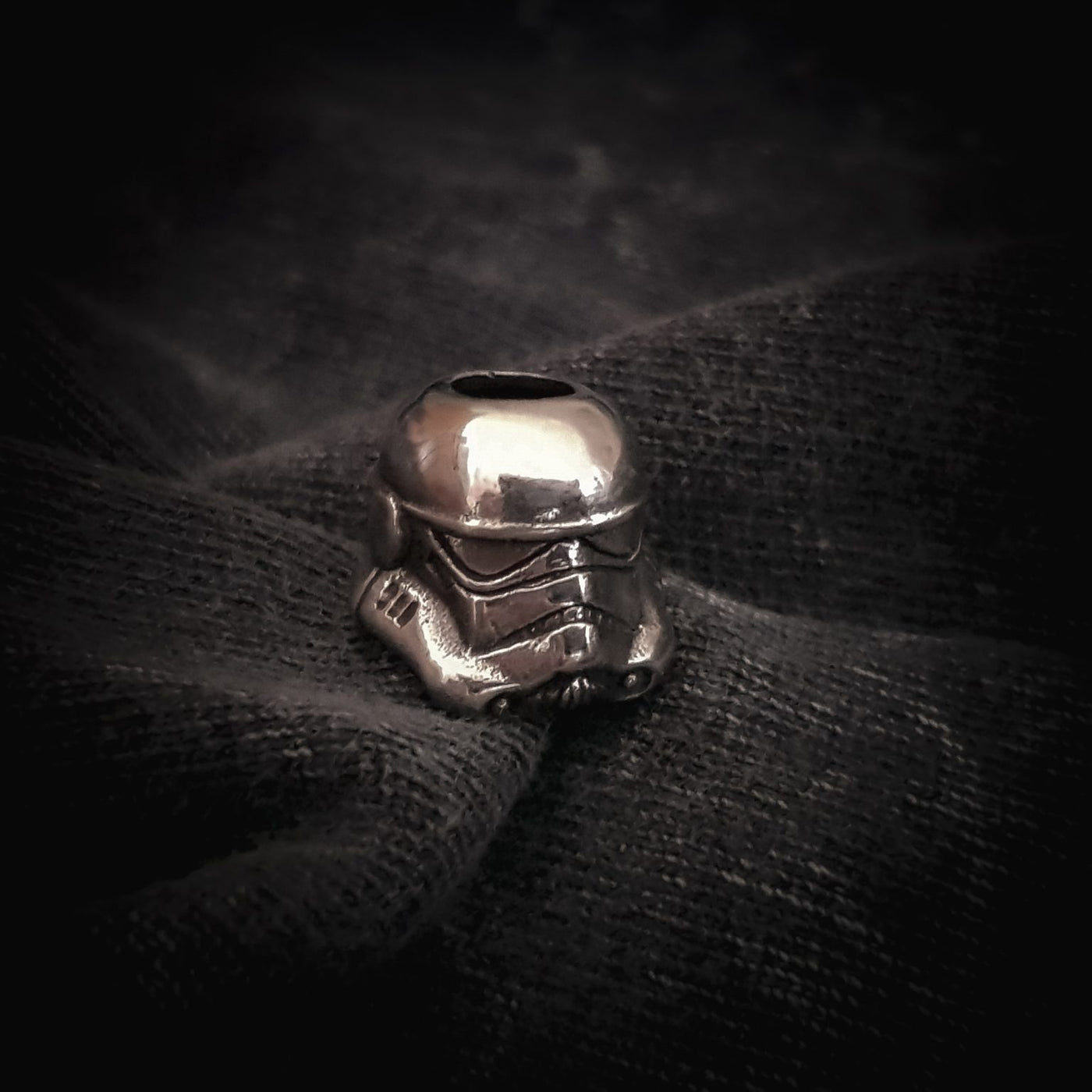 Covenant gears mini Stormtrooper bead